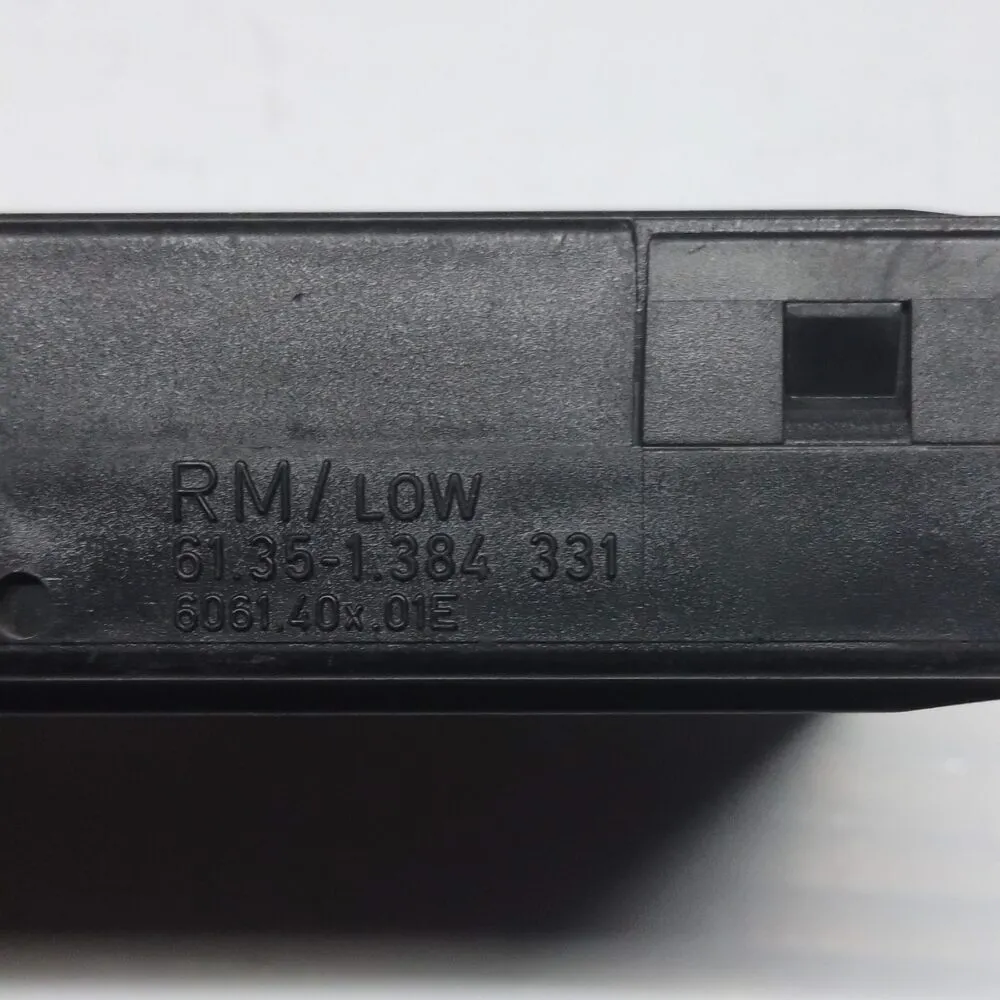 Centralita módulo básico  Unidad de control BMW E32 730i 735i 740i 750i 61351379741