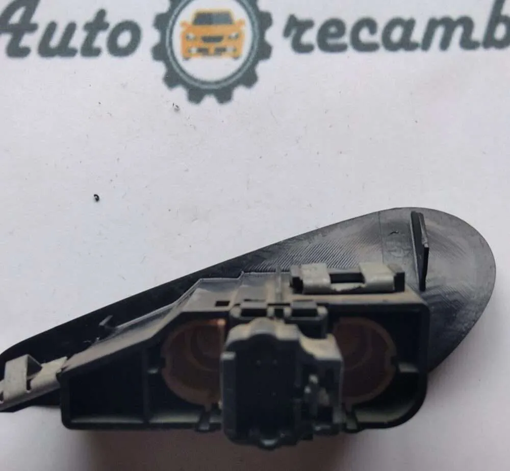 Intermitente Advertencia Peugeot 406 (10.1996-10.20​00) 231277 963040347A - Imagen 3
