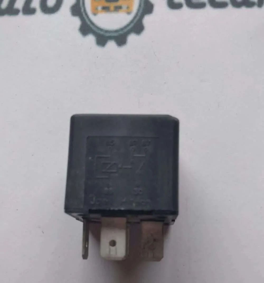 Relé de corriente de trabajo Kia Sephia K9A018811 K9A0 18 811 - Imagen 2