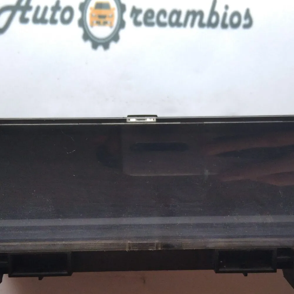 Pantalla del salpicadero / Bordcomputer / Dash display / Mitsubishi Colt 8750A117 DU-4E40-2-TH