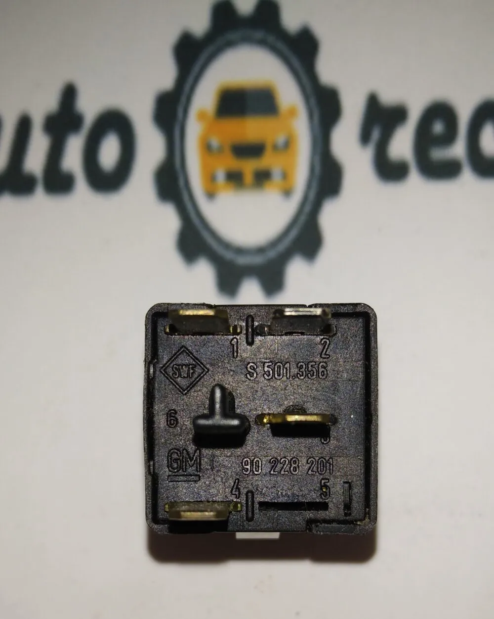 Interruptor faro antiniebla Opel Corsa 90228201 S501356