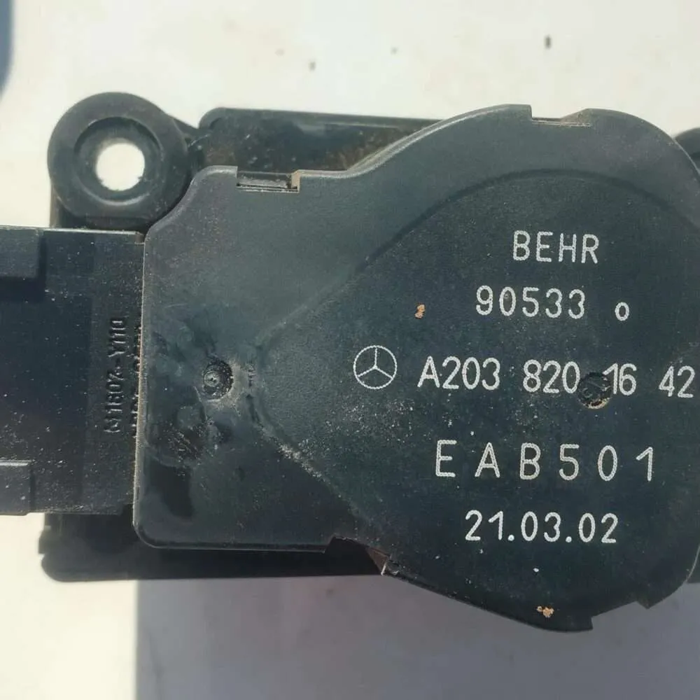 Motor de calefacción Mercedes Benz A2038201642