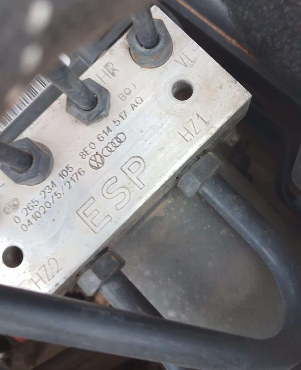 ABS 0265234105 / 8E0614517AQAudi A4 S4 B7 8E 2006 8H bomba ABS