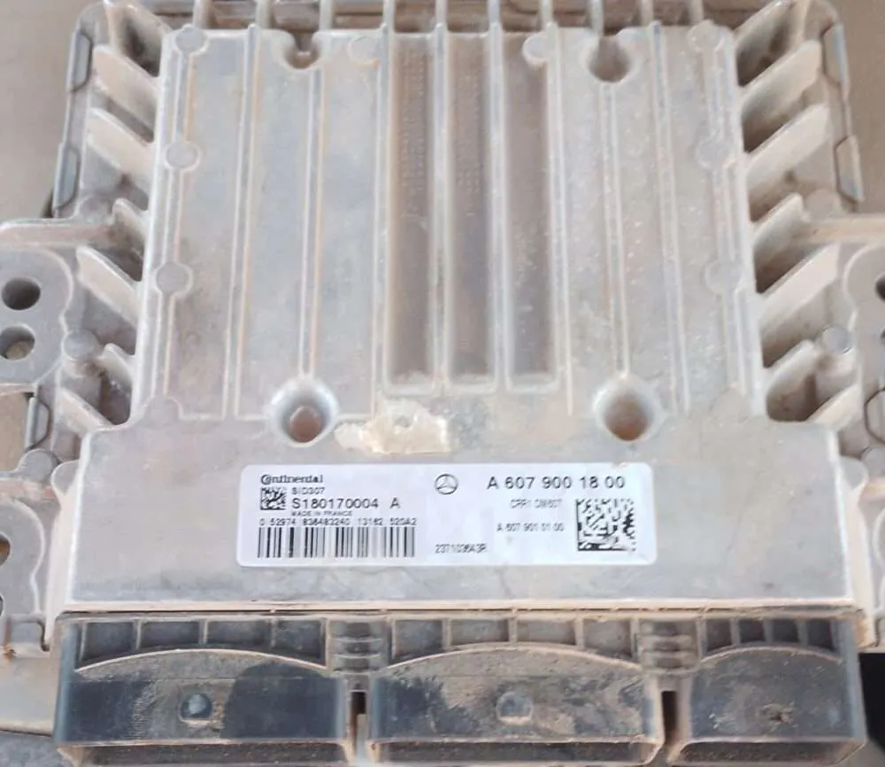 Centralita motor uce para MERCEDES-BENZ CLASE A6079001800 - Imagen 2