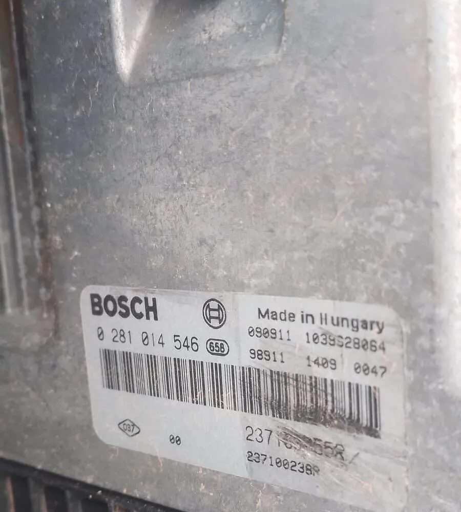 Unidad de control del motor Renault Bosch 0281014546