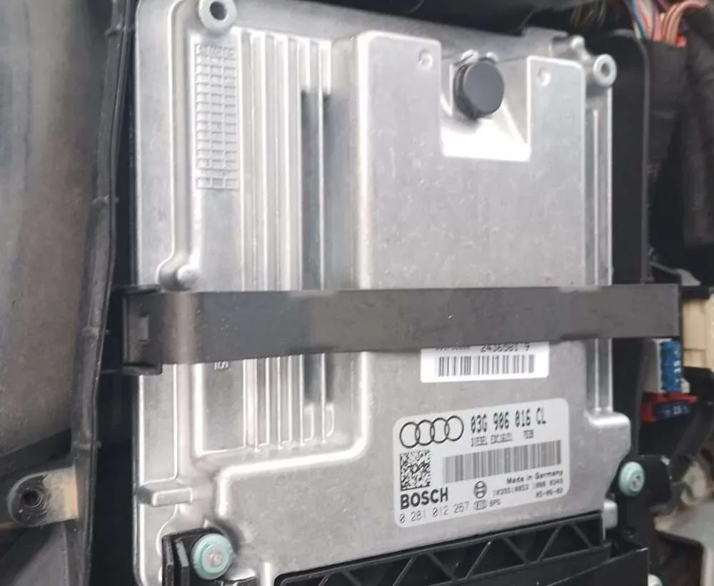 03G906016CL CENTRALITA MOTOR UCE  PARA AUDI 03G906016CL 0281012267 - Imagen 2