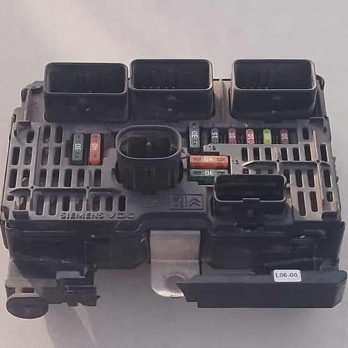 Caja de fusibles Citroen C5 BSM-L06-00 9656086580 S118983006J