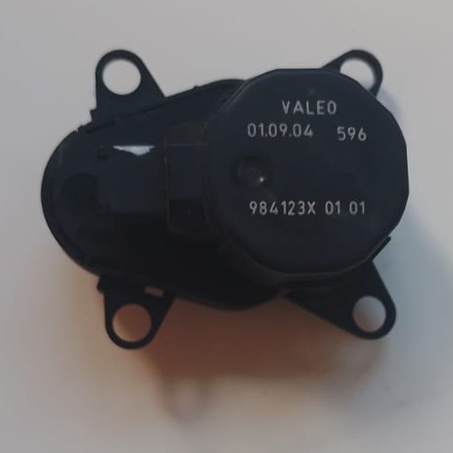 Motor actuador control aleta ventilación calentador SAAB 9-5 2006 984123X0101,