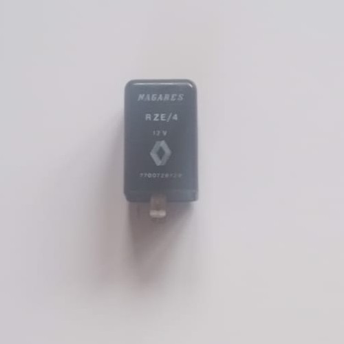 Relé de Luz Renault R21 R25 7700728128 NAGARES RZE/4 12 V.