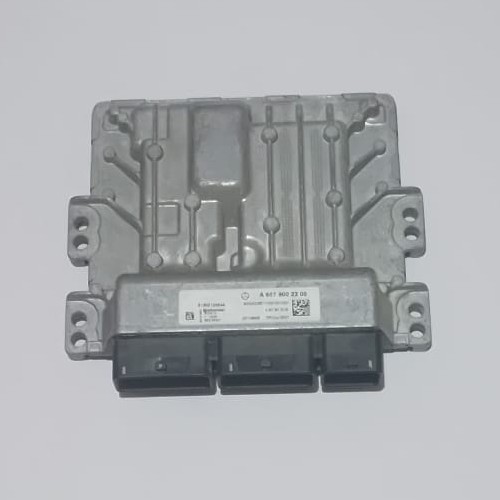 Mercedes-Benz A W176 Unidad de control/módulo ECU del motor A6079002200