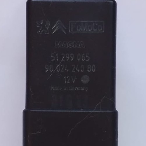 9802424080 rele precalentamiento Peugeot Citroen 51299065 - Imagen 2